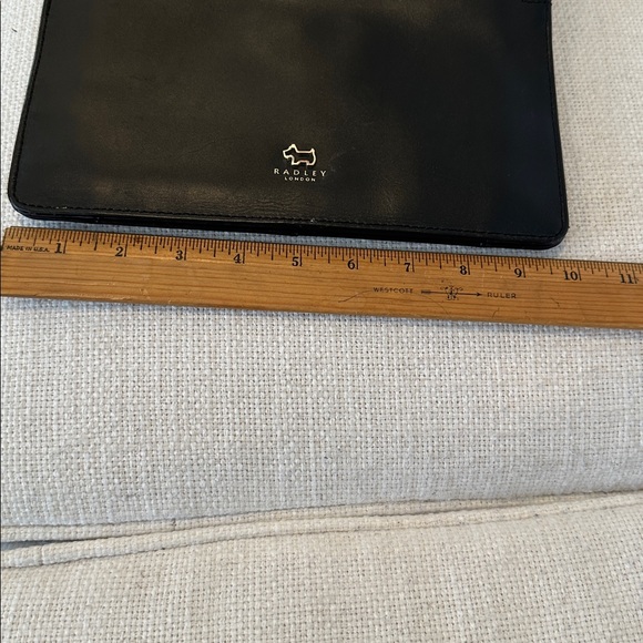 Radley London black leather crossbody bag - Picture 7 of 7